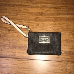 Michael kors brown wristlet